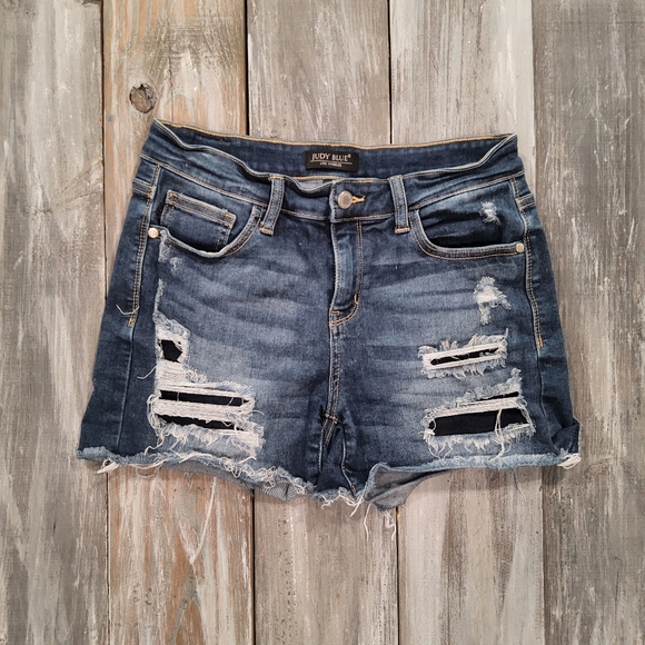 Judy Blue Jean Shorts Size M - Picture 1 of 4